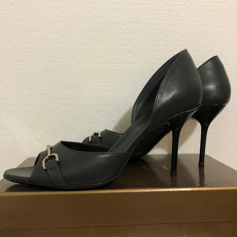 WOMEN GUCCI PEEP TOE HEELS  WITH HORSEBIT SIZE 38 - Picture 2 of 6